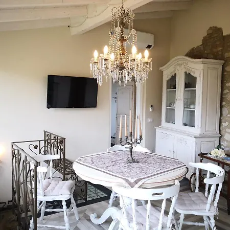 Holiday home Florinda Lemon's Cervo