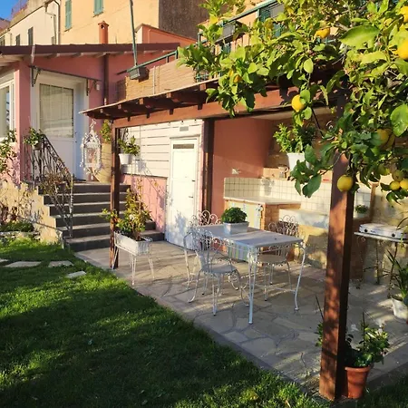 Holiday home Florinda Lemon's