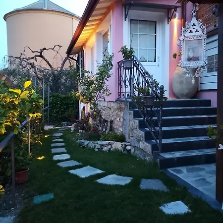 Holiday home Florinda Lemon's *